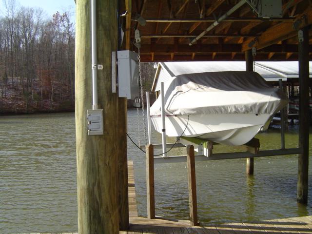 260 Mallard Point Road Wirtz, VA 24184 - Photo 4 of 7 a view of a balcony