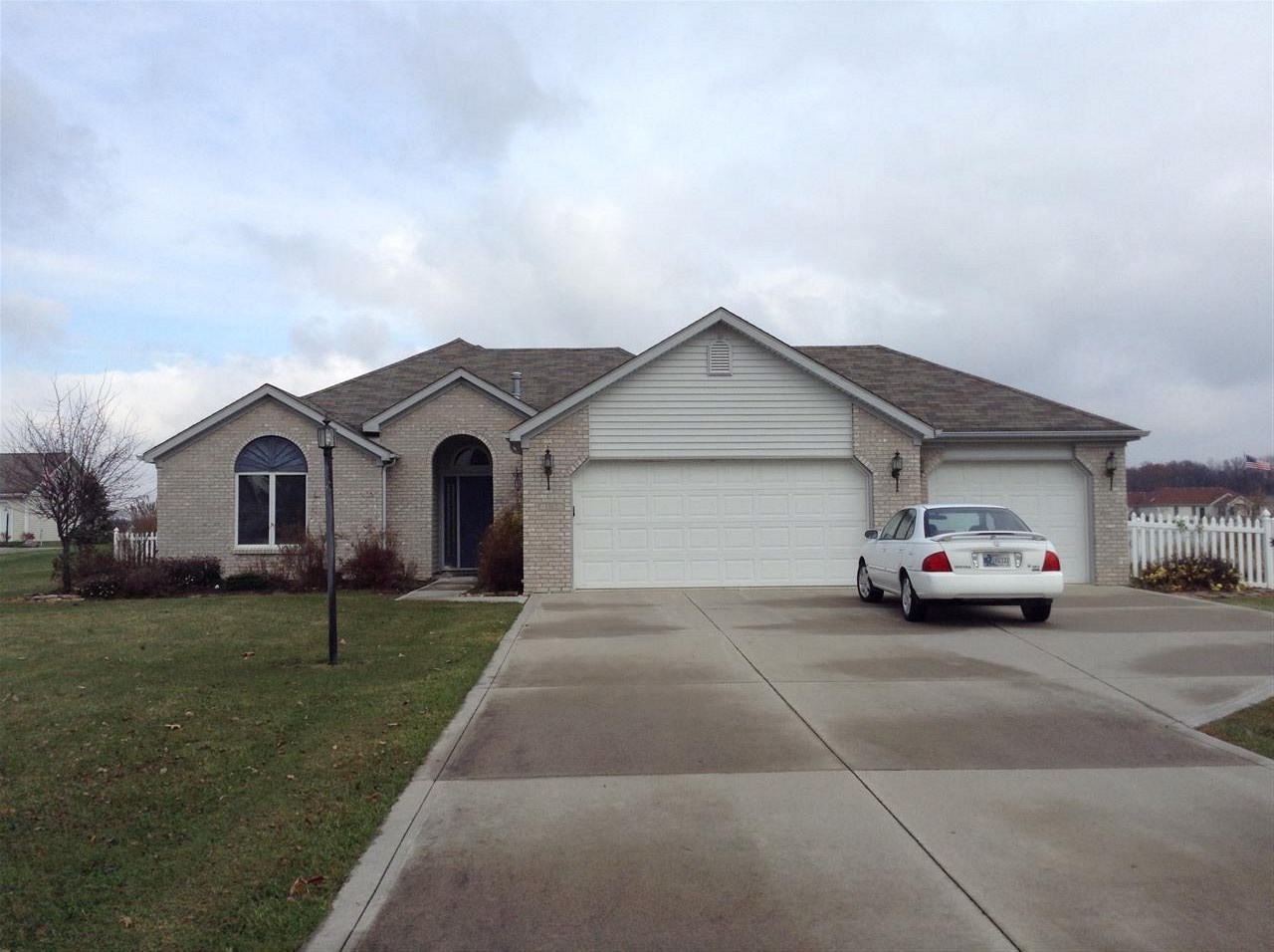 1167 East Monroe Street Decatur, IN 46733 - Photo 1 of 18