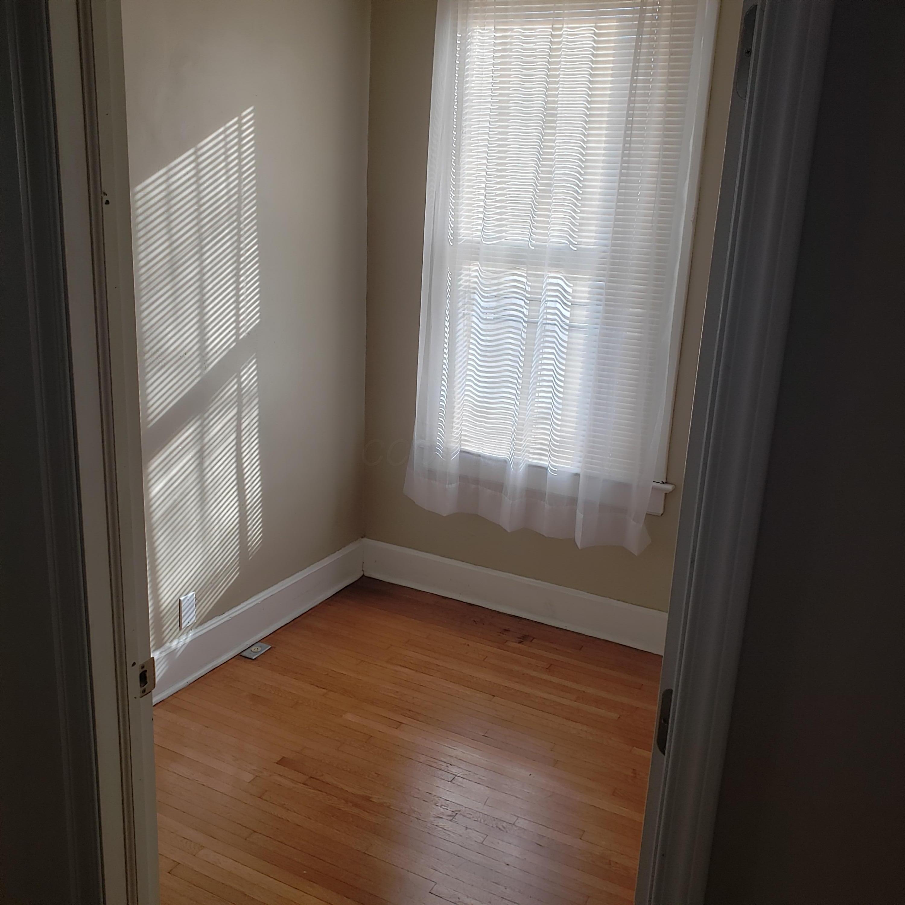 157 West High Street Circleville, OH 43113 - Photo 16 of 34 20260226_161110