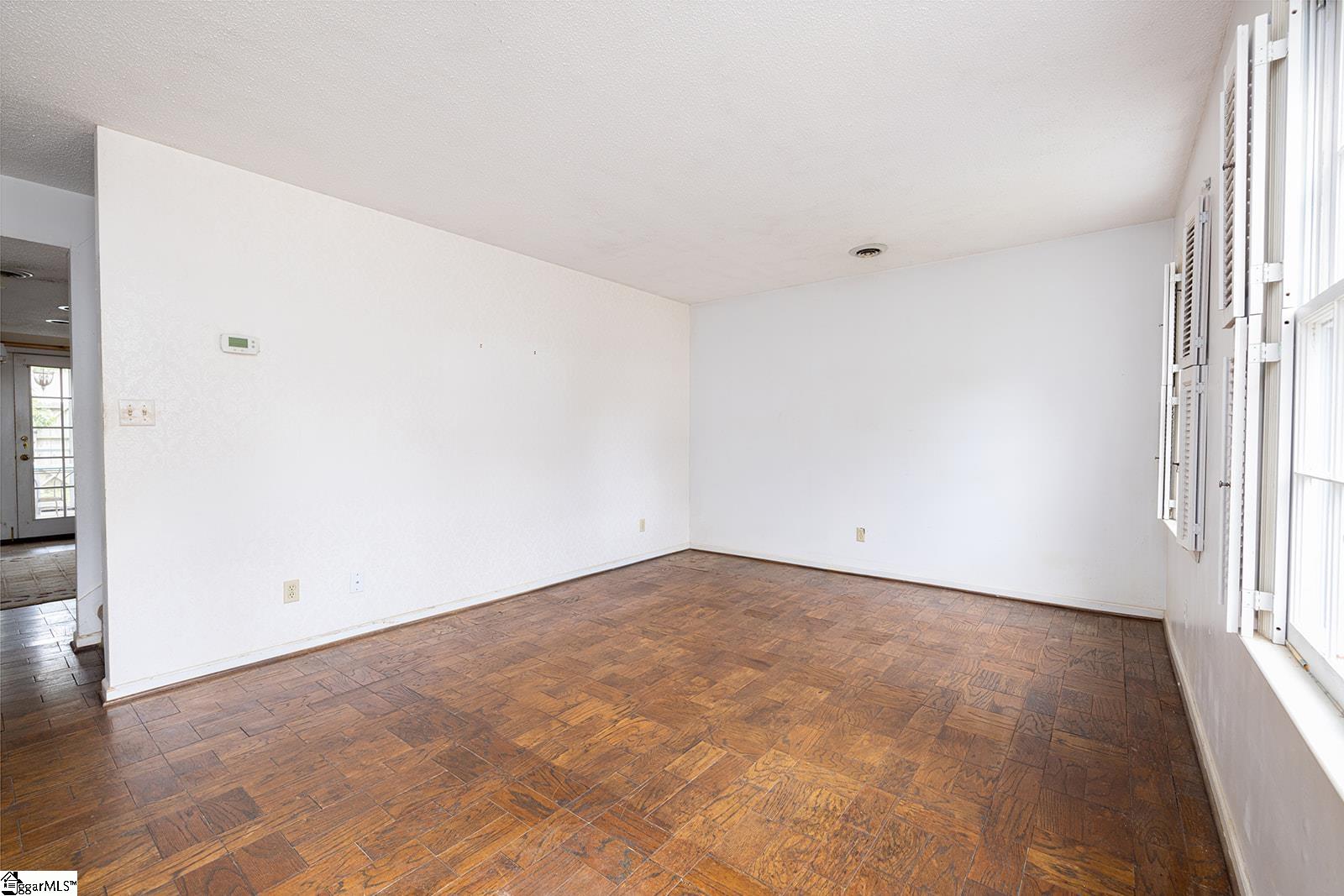 12 Hidden Springs Road Spartanburg, SC 29302 - Photo 3 of 21 Gallery Image 3