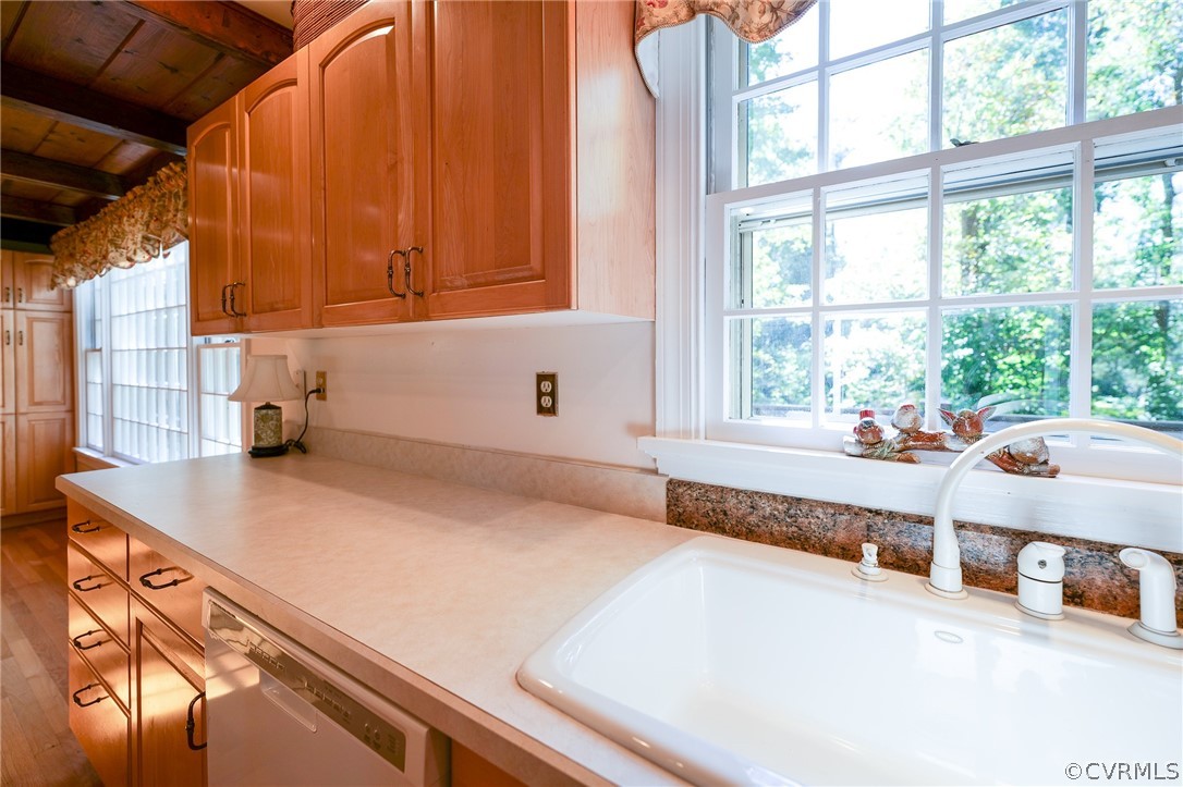 8721 Rivercrest Road Richmond, VA 23235 - Photo 15 of 50