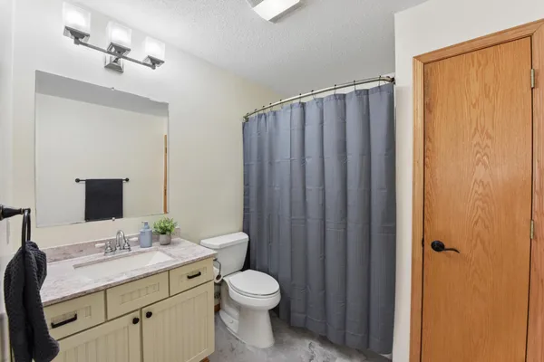 $265,000 | 941 West Edge Place, Unit 14, New Richmond, WI 54017