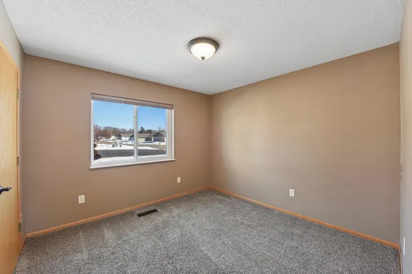 $265,000 | 941 West Edge Place, Unit 14, New Richmond, WI 54017