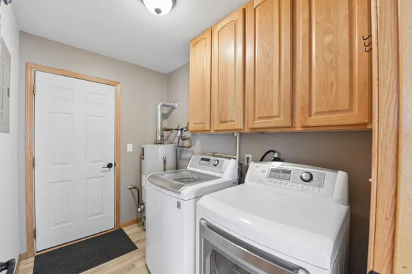 $265,000 | 941 West Edge Place, Unit 14, New Richmond, WI 54017