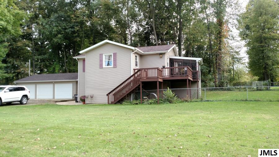1548 North Sandstone Road Jackson, MI 49201 - Photo 2 of 30 Photo 2