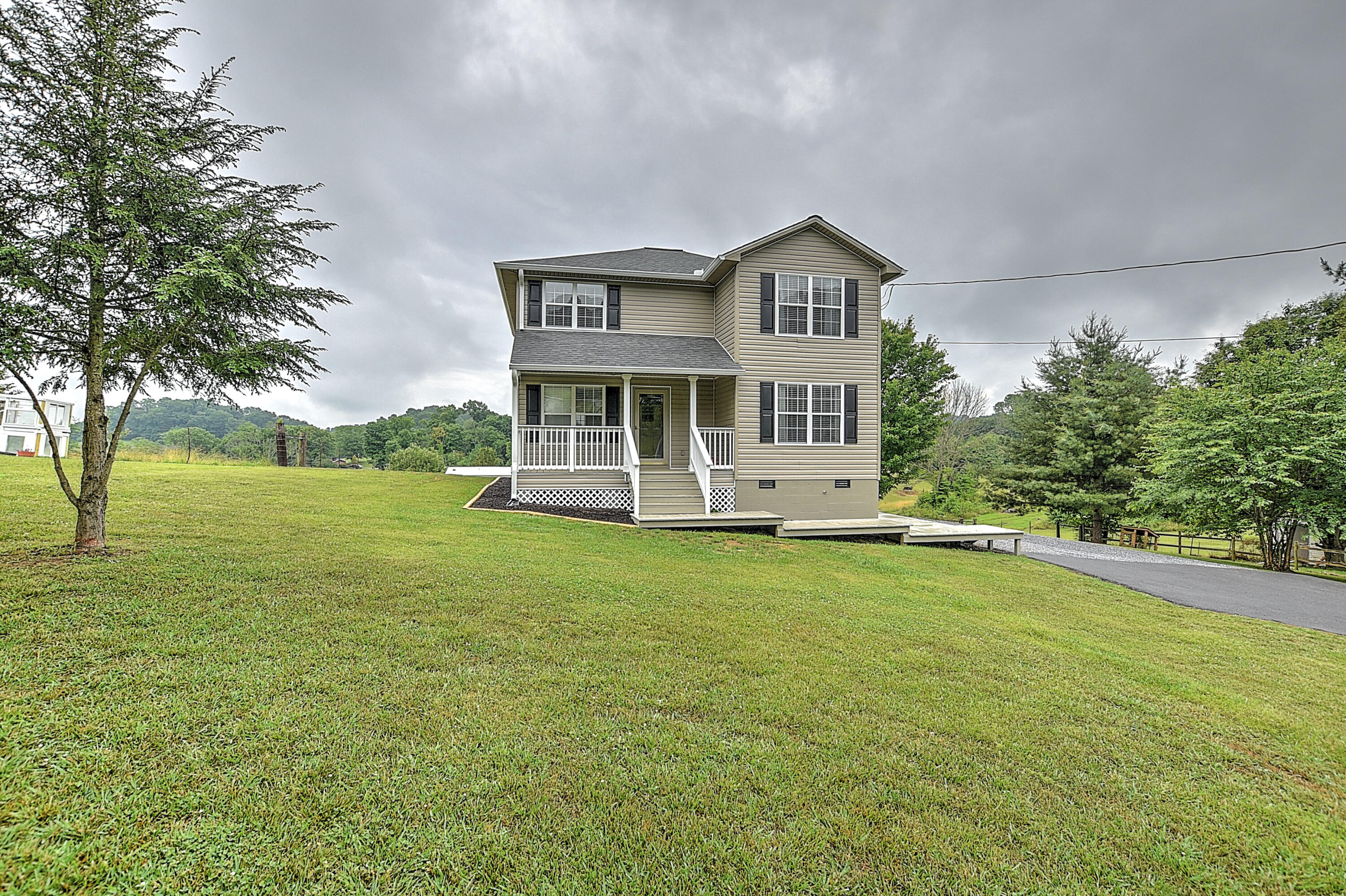 490 Hales Chapel Road Gray, TN 37615 - Photo 1 of 16 490 Hales Chapel-3