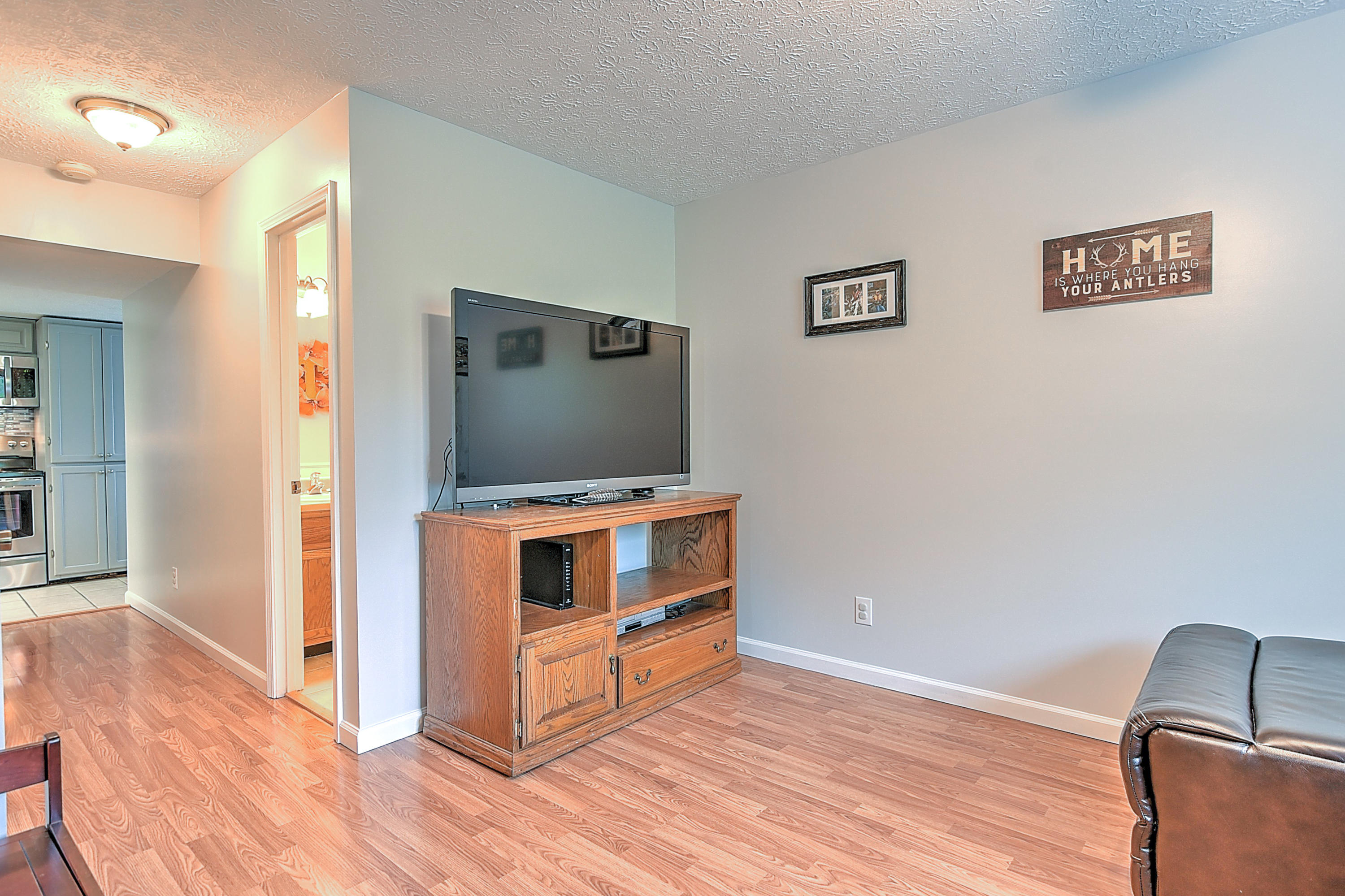 490 Hales Chapel Road Gray, TN 37615 - Photo 11 of 16 490 Hales Chapel-13