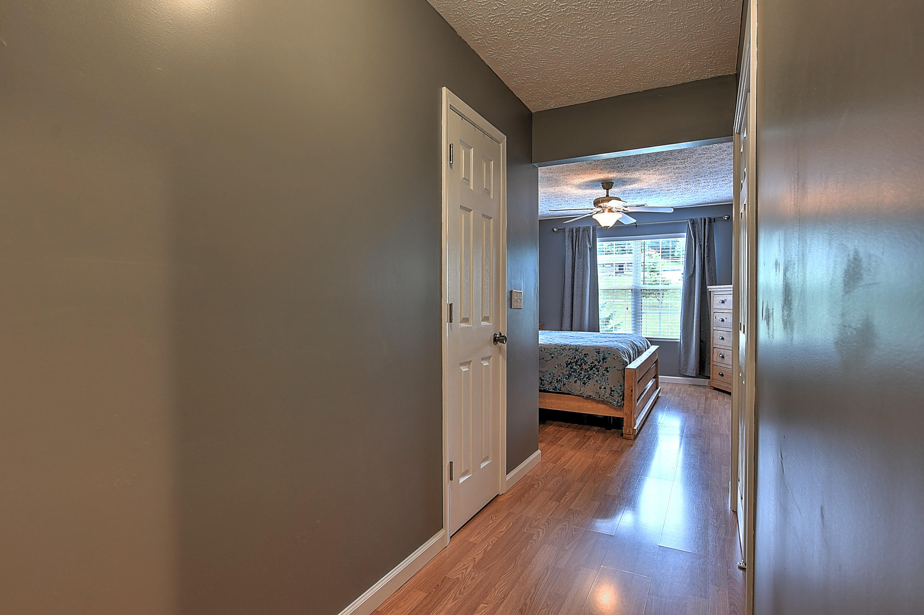 490 Hales Chapel Road Gray, TN 37615 - Photo 12 of 16 490 Hales Chapel-20