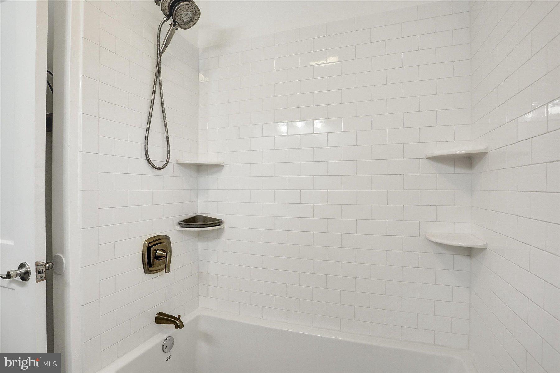 3519 Ridgeway Road Harrisburg, PA 17109 - Photo 16 of 41 Gallery Image 16