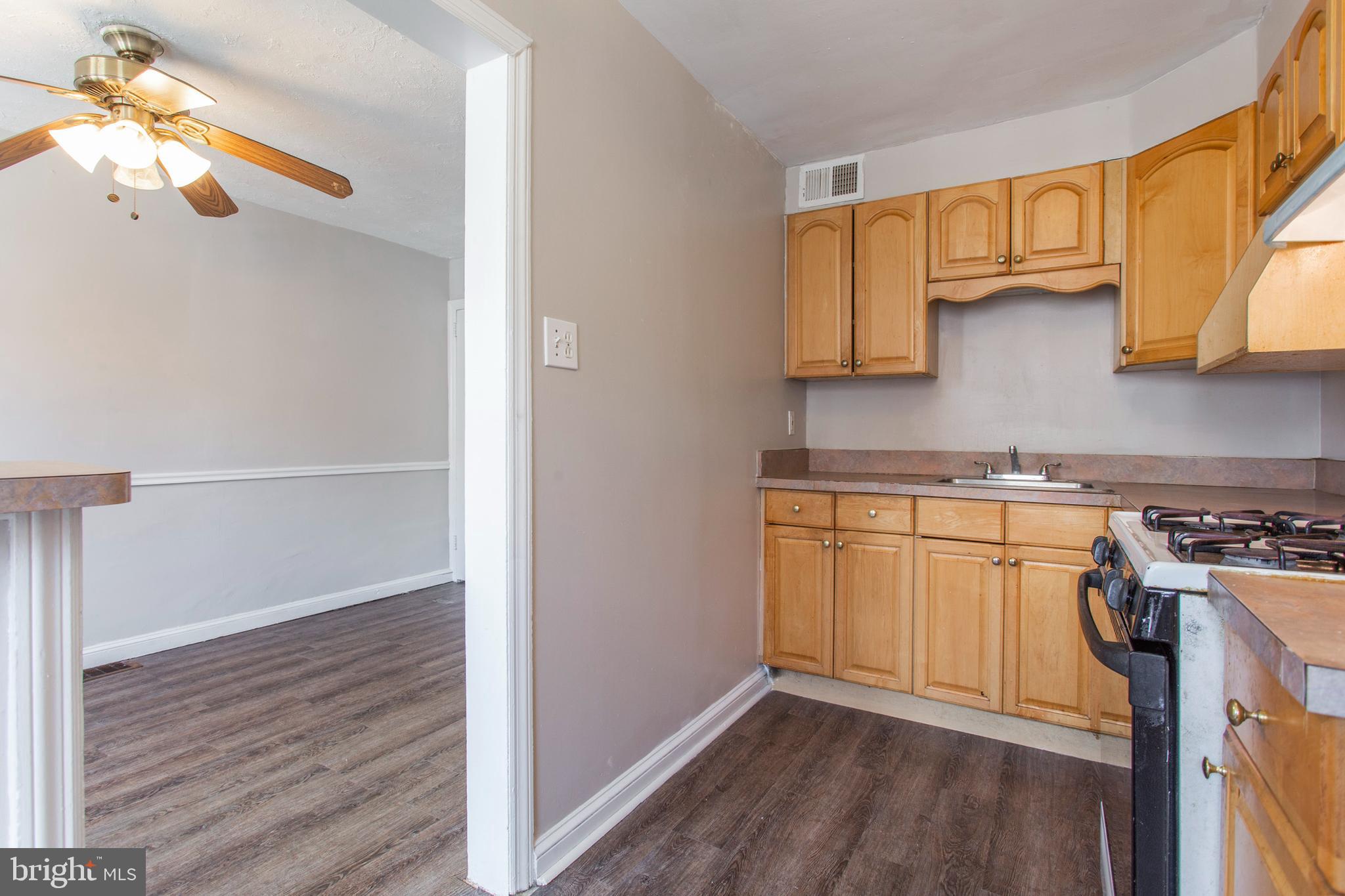 1207 Edgehill Road Darby, PA 19023 - Photo 15 of 31 Gallery Image 15