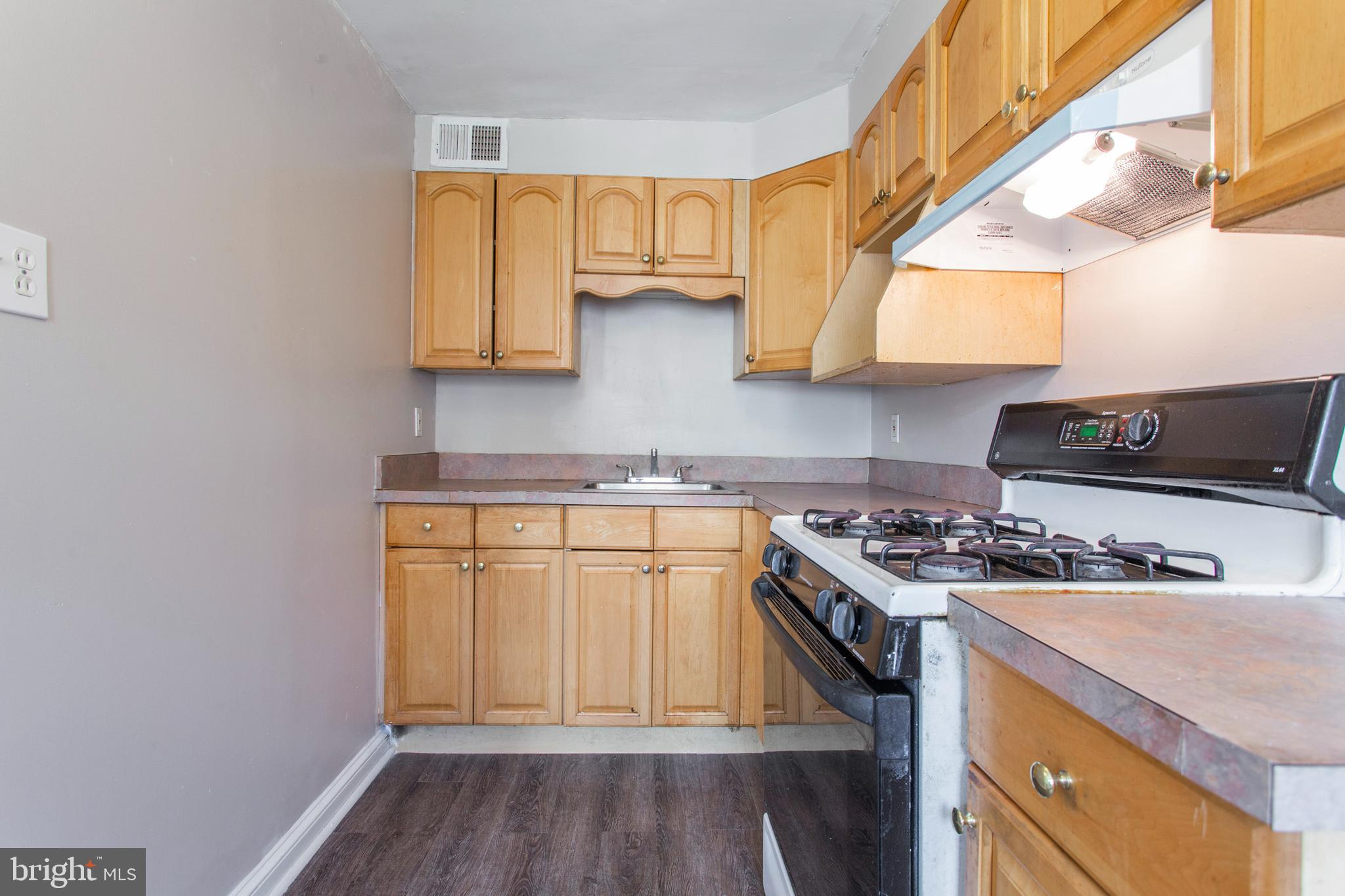 1207 Edgehill Road Darby, PA 19023 - Photo 16 of 31 Gallery Image 16