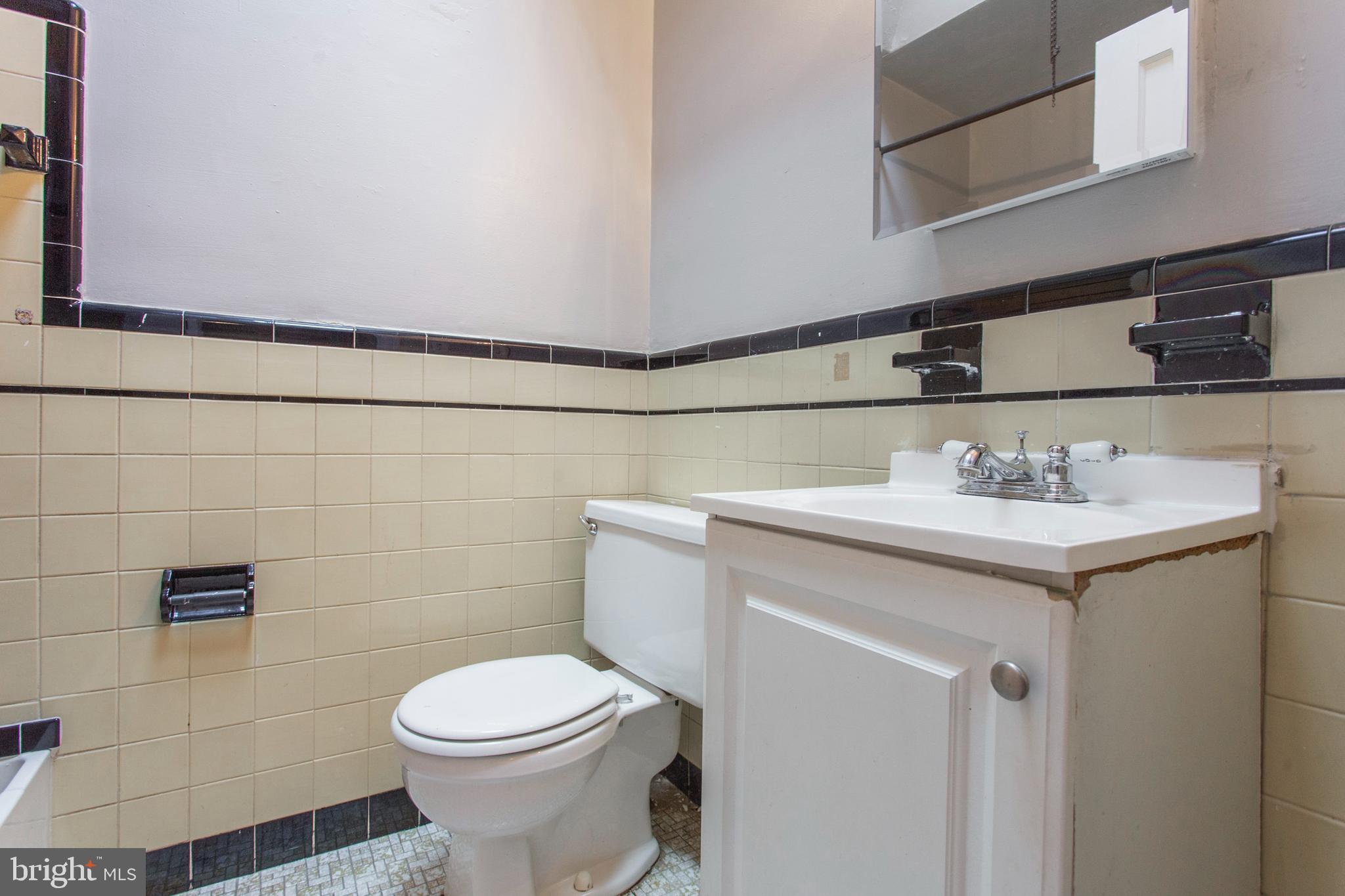 1207 Edgehill Road Darby, PA 19023 - Photo 24 of 31 Gallery Image 24