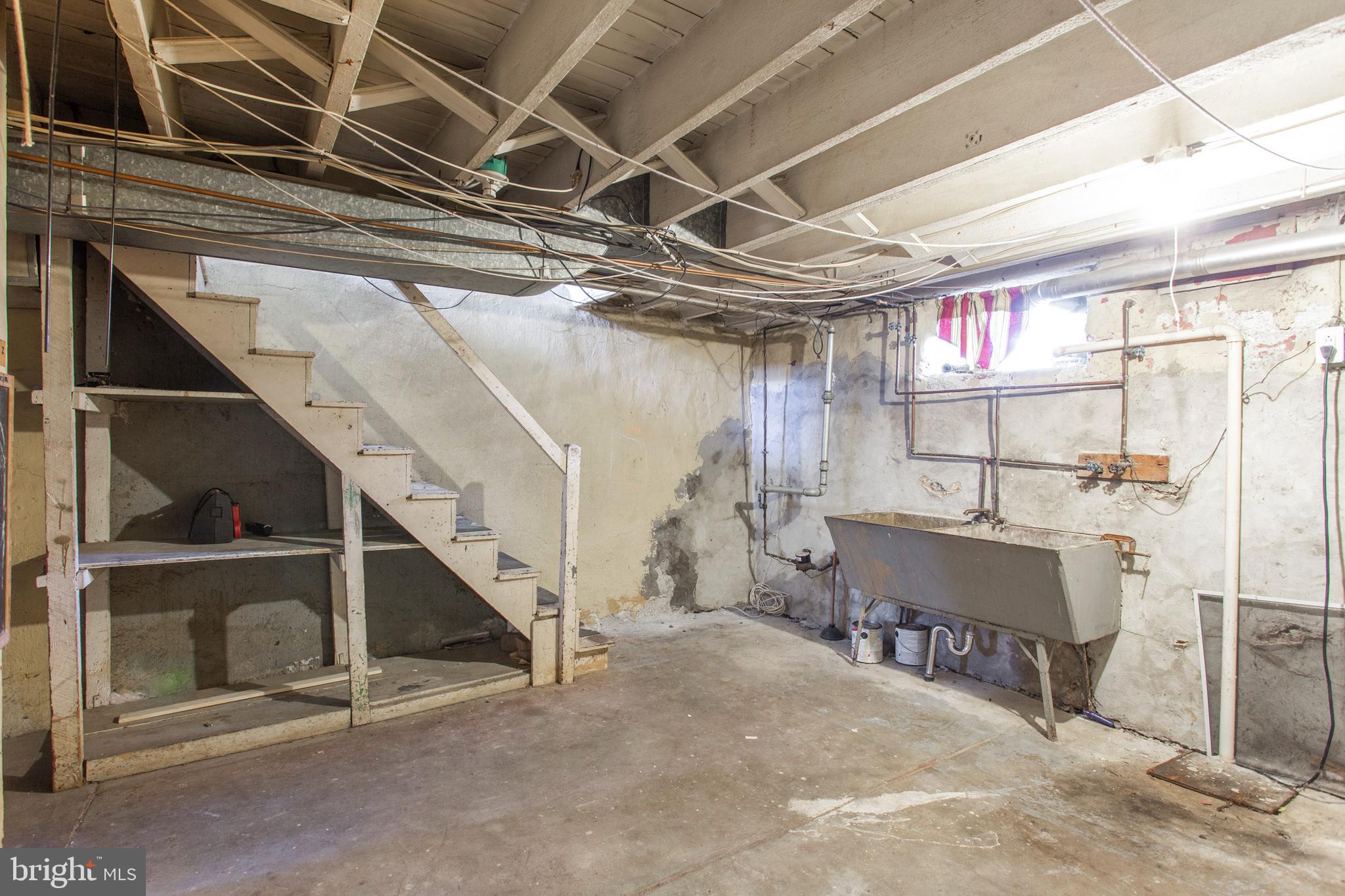 1207 Edgehill Road Darby, PA 19023 - Photo 29 of 31 Gallery Image 29