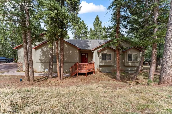 $749,900 | 1308 Spruce Ridge Lane, Woodland Park, CO 80863