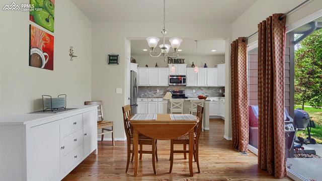 1634 Smokey Ridge Way Colorado Springs, CO 80921 - Photo 8 of 34