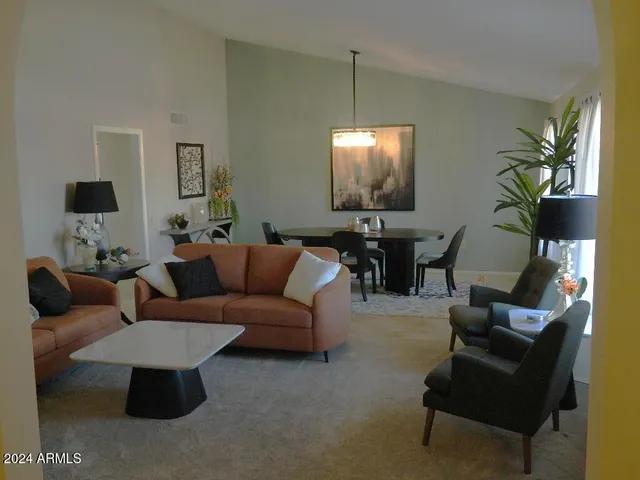 $4,000 | 13931 West Oak Glen Drive, Sun City West, AZ 85375