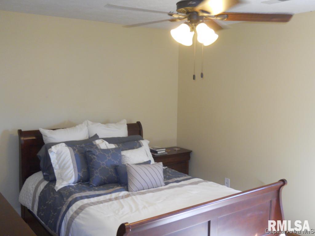 4112 McCormick Drive Springfield, IL 62707 - Photo 10 of 21
