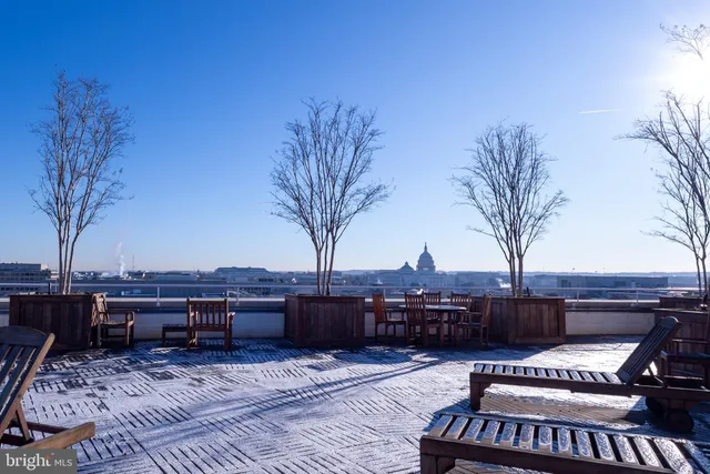 $2,000 | 601 Pennsylvania Avenue Northwest, Unit 201, Washington, DC 20004