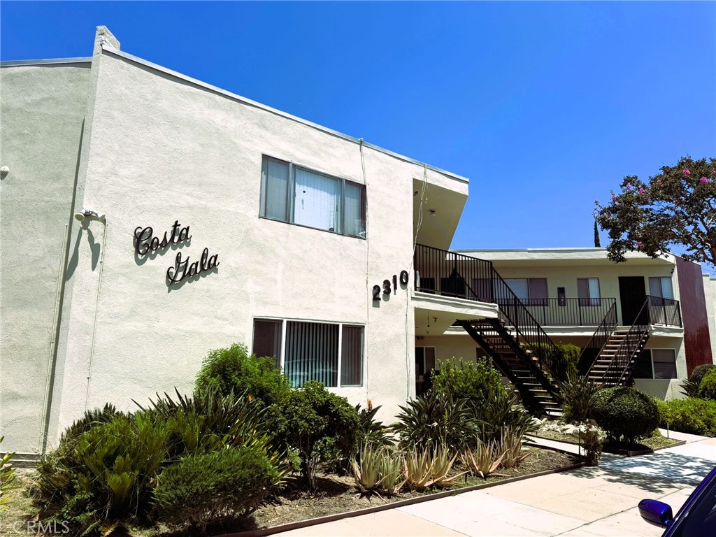 2310 Washington, Unit F Burbank, CA 91504 - Photo 2 of 27
