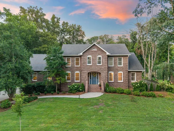 $739,900 | 124 Laural Hill Drive, Smyrna, TN 37167