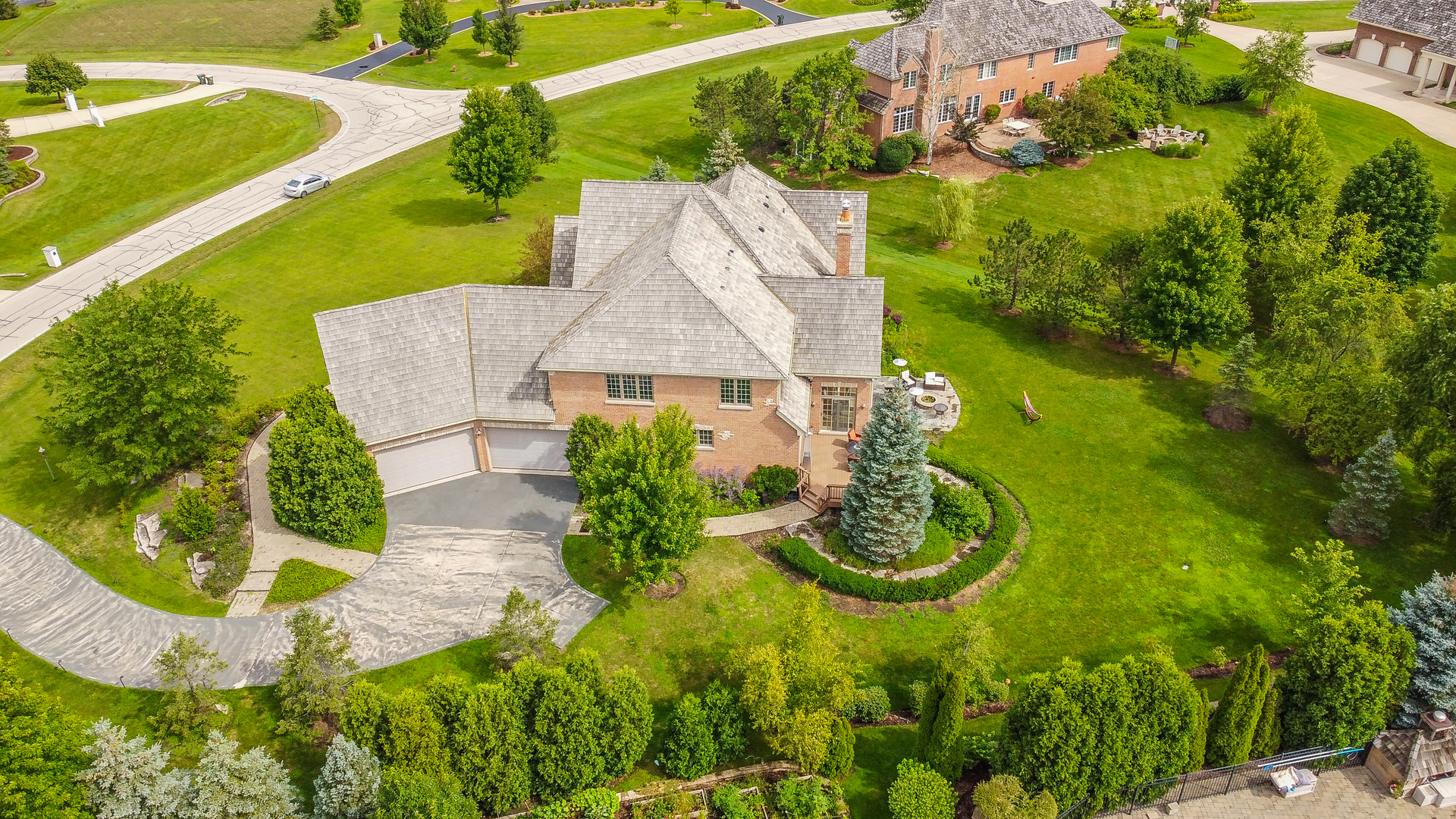 1235 MacAlpin Drive Inverness, IL 60010 - Photo 20 of 20 an aerial view of a house