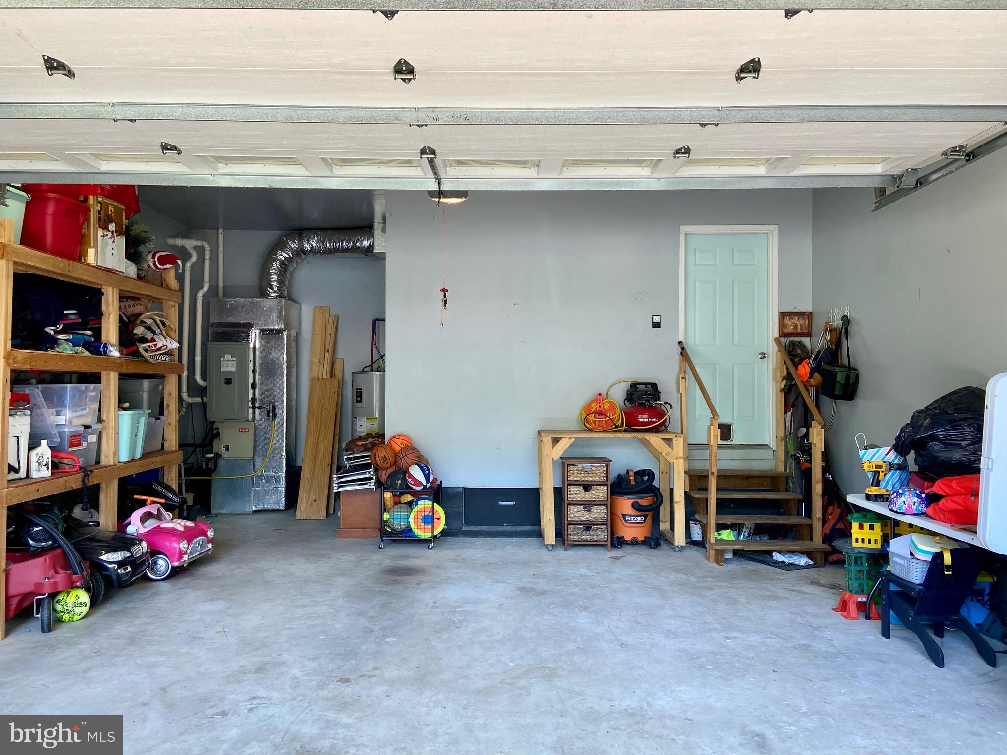 10 Shawnee Road Cambridge, MD 21613 - Photo 63 of 72 2 car attached garage
