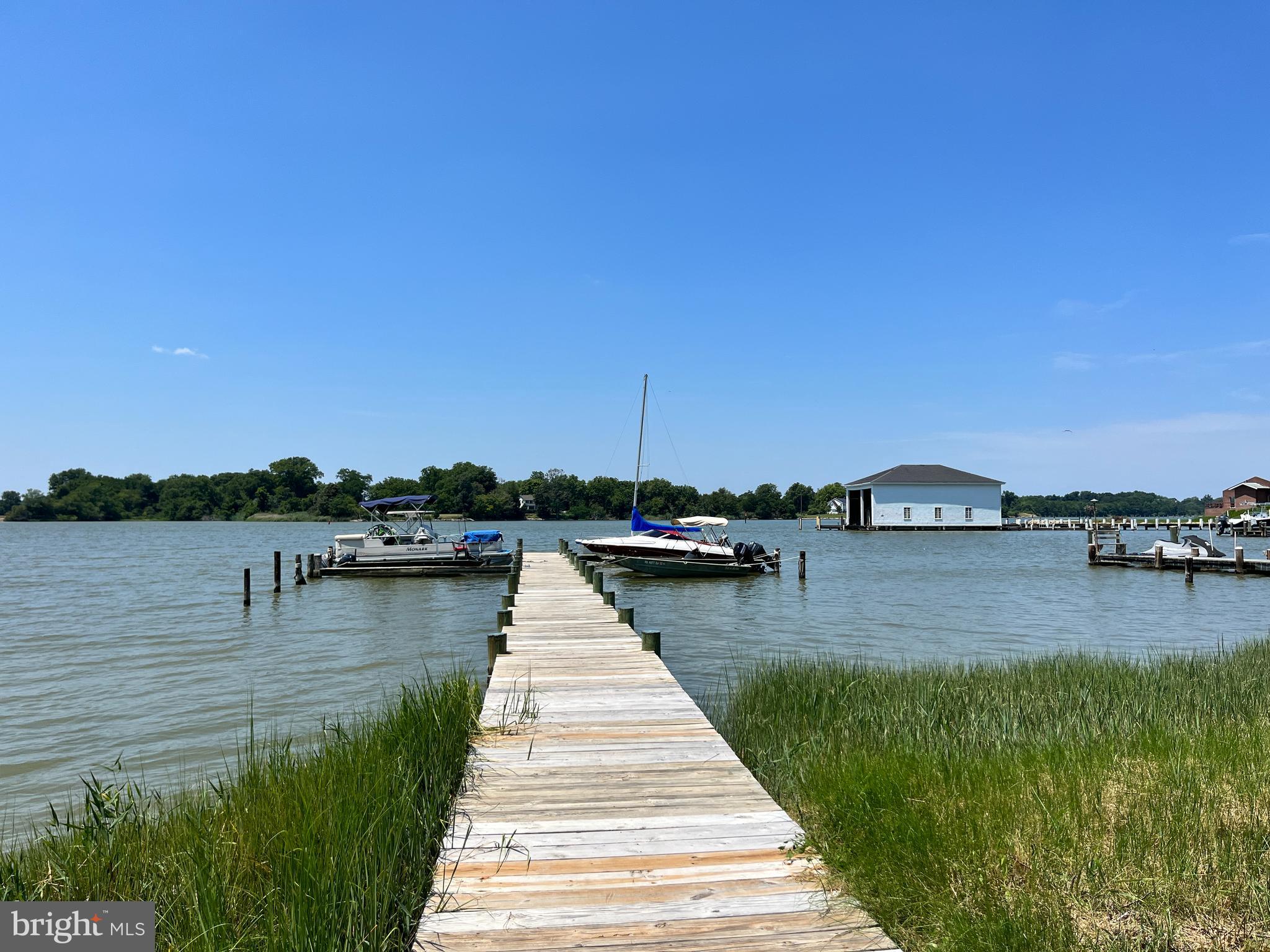 10 Shawnee Road Cambridge, MD 21613 - Photo 71 of 72 Pier with slips on Jenkins Creek