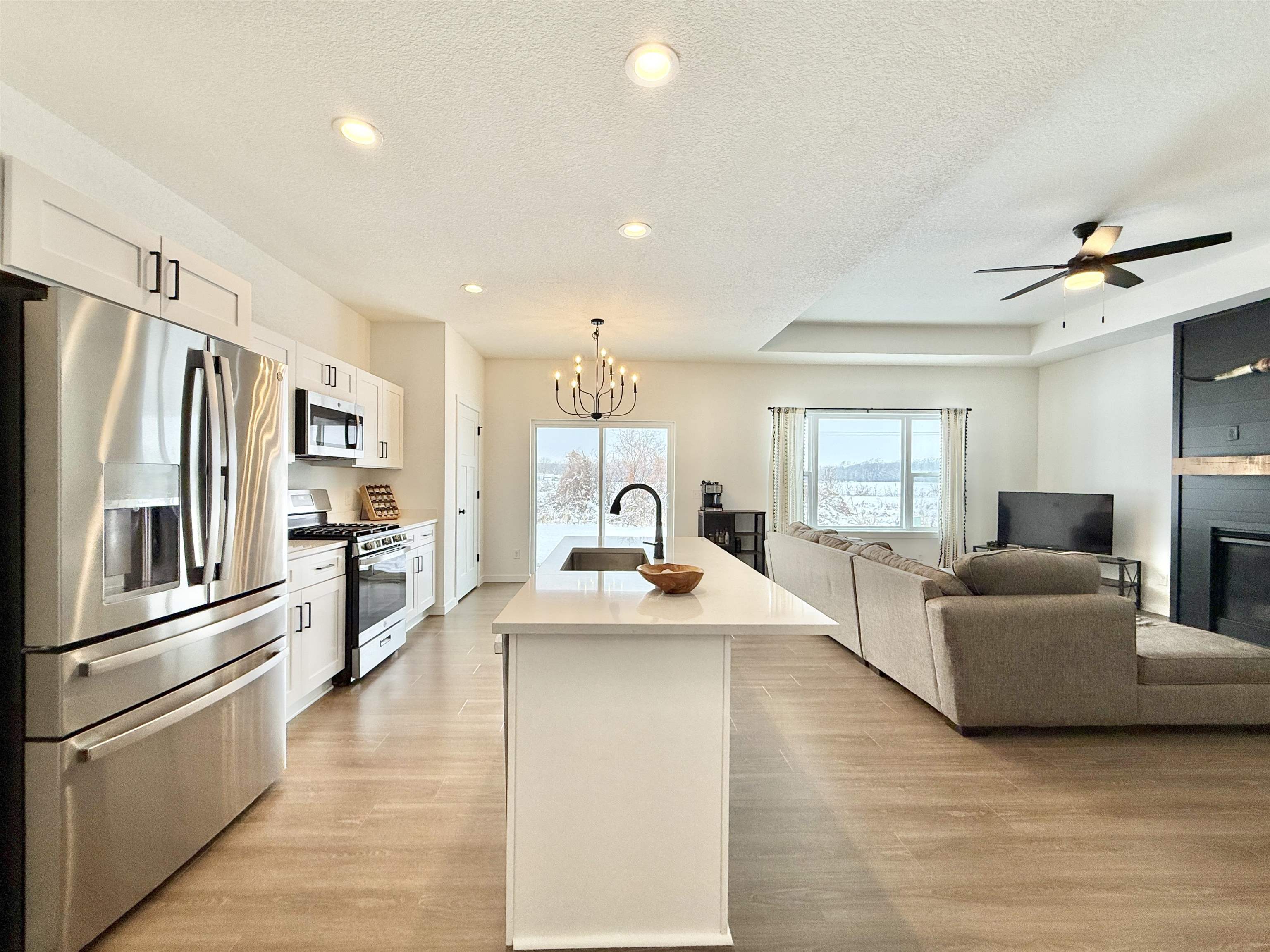 3224 South Bartells Drive Beloit, WI 53511 - Photo 8 of 19