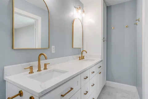 $525,000 | 915 Waterview Circle, Richardson, TX 75080