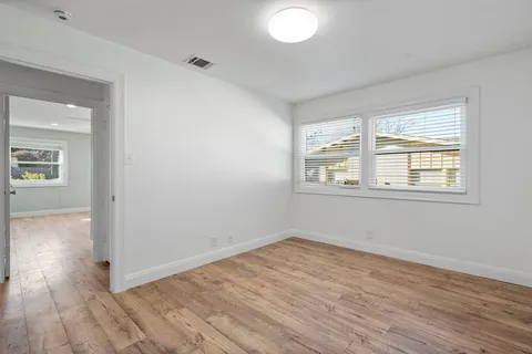 $525,000 | 915 Waterview Circle, Richardson, TX 75080