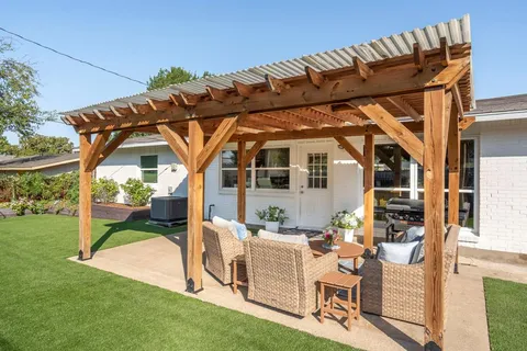 $525,000 | 915 Waterview Circle, Richardson, TX 75080