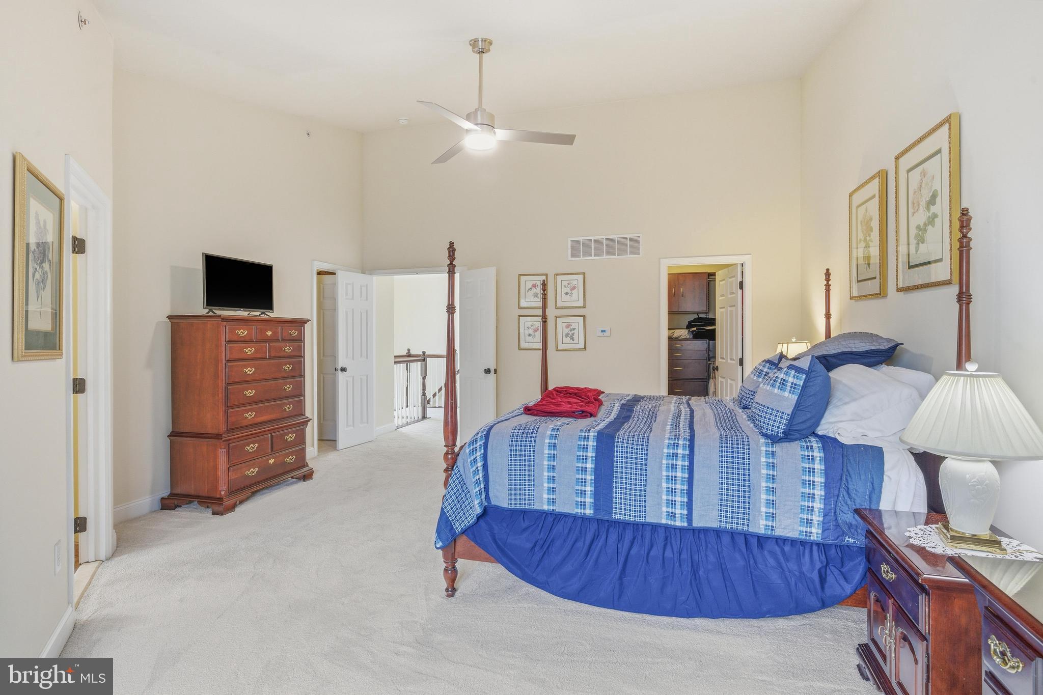 309 Corvus Circle Springfield, PA 19064 - Photo 15 of 34 a living room with furniture and wooden floor