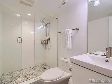 $3,950 | 645 South Glencoe Street, Denver, CO 80246