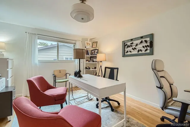 $3,950 | 645 South Glencoe Street, Denver, CO 80246