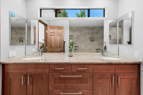 $1,349,000 | 3105 Cambridge Court South, Palm Springs, CA 92264