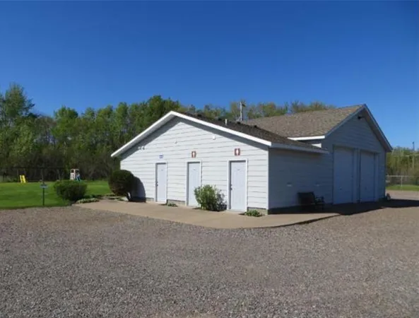 $69,900 | 46019 State Highway 47, Unit 46, Isle, MN 56342