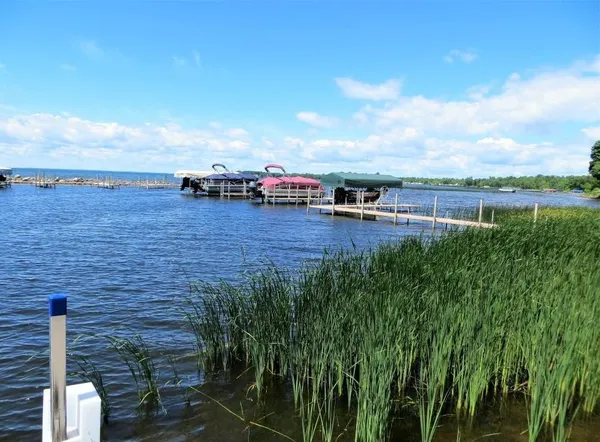 $69,900 | 46019 State Highway 47, Unit 46, Isle, MN 56342