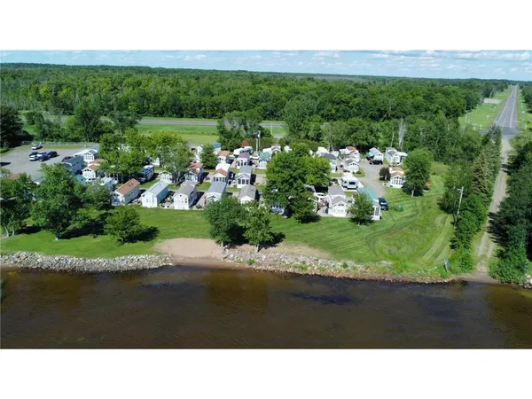 $69,900 | 46019 State Highway 47, Unit 46, Isle, MN 56342