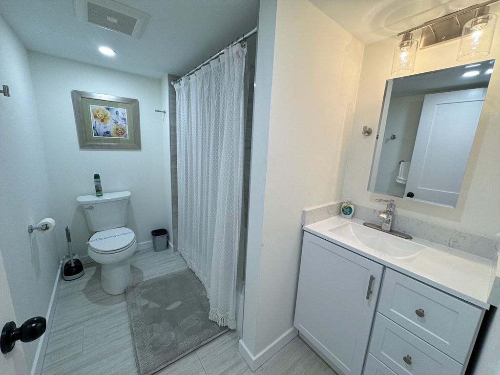 41 Wiltshire Road, Unit A Boston, MA 02135 - Photo 15 of 18