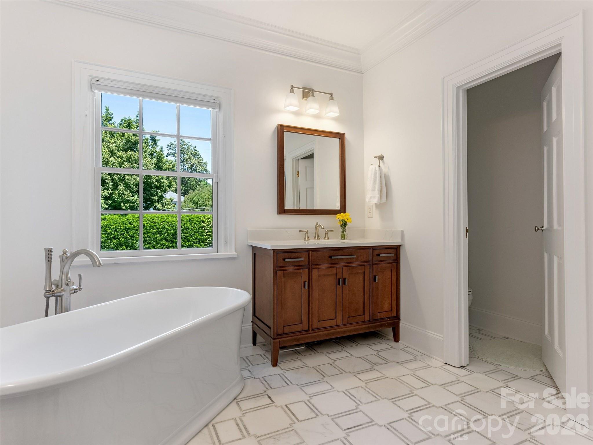 714 Edgehill Road North Charlotte, NC 28207 - Photo 25 of 48 Gallery Image 25