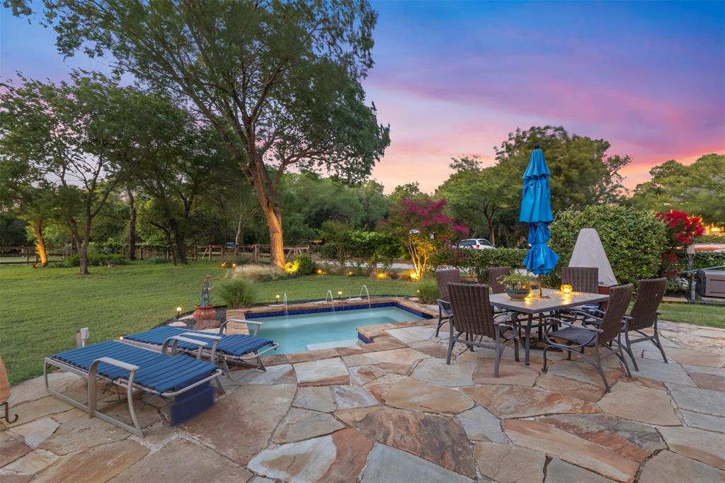 7090 Maple Street Frisco, TX 75033 - Photo 2 of 40