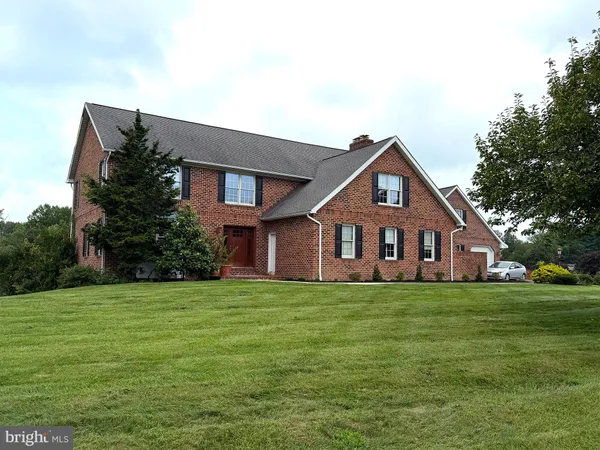 $400,000 | 4 Country Hill Court, Kingsville, MD 21087