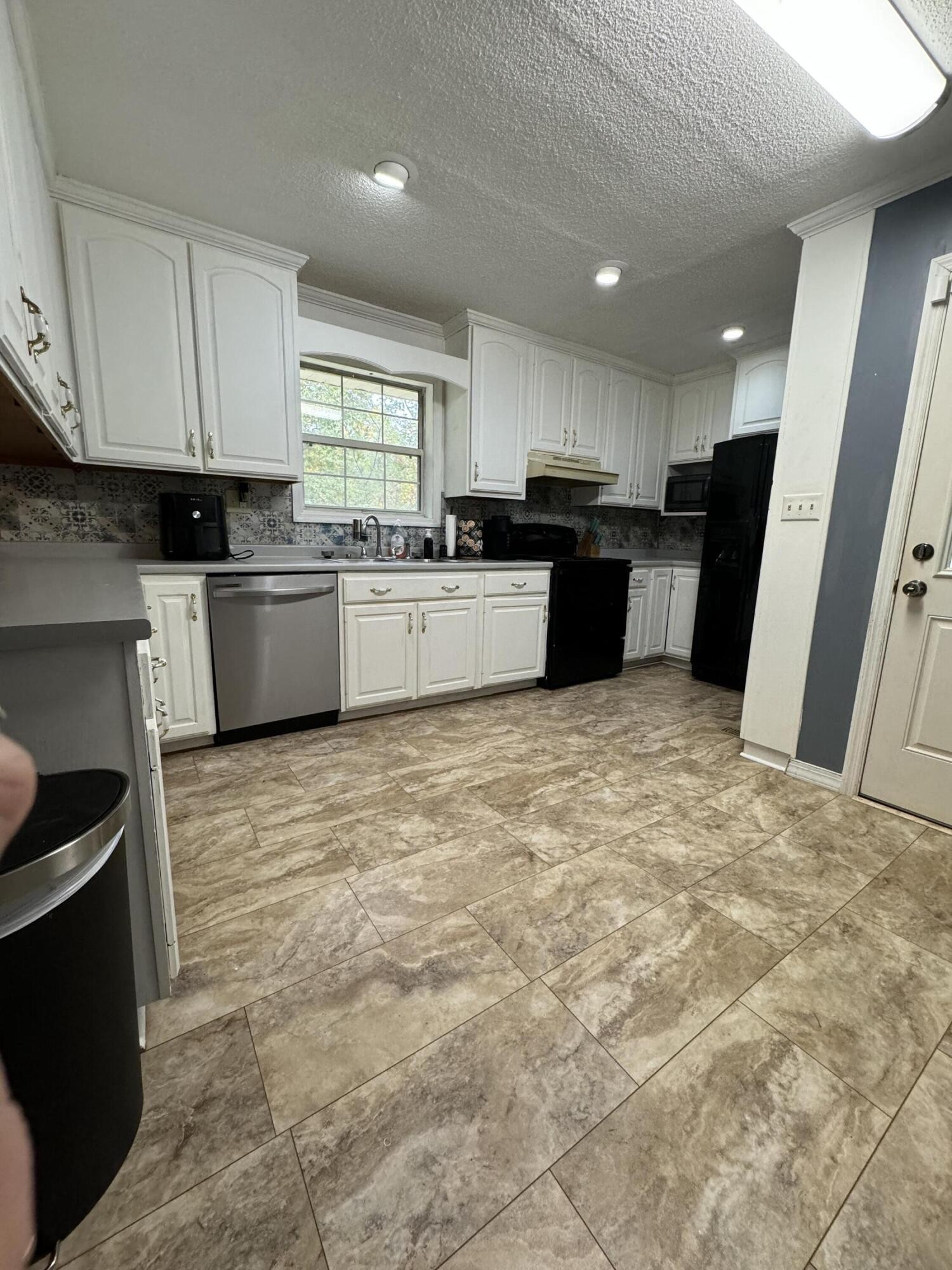 537 Bell Road Cleveland, TN 37323 - Photo 4 of 22 Gallery Image 4