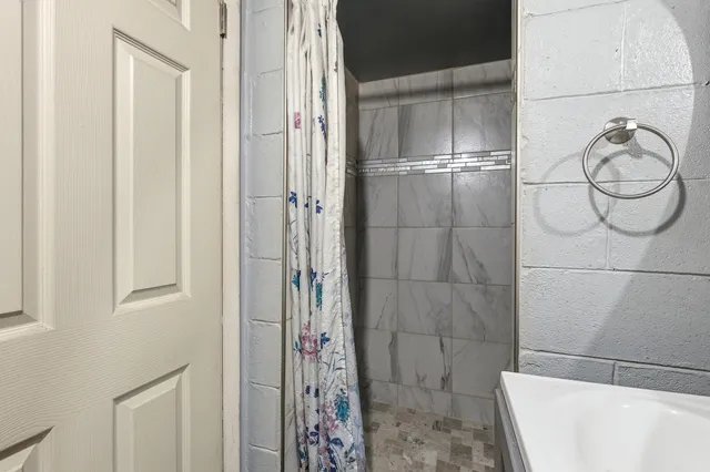 $375,000 | 510 South Chase Avenue, Lombard, IL 60148