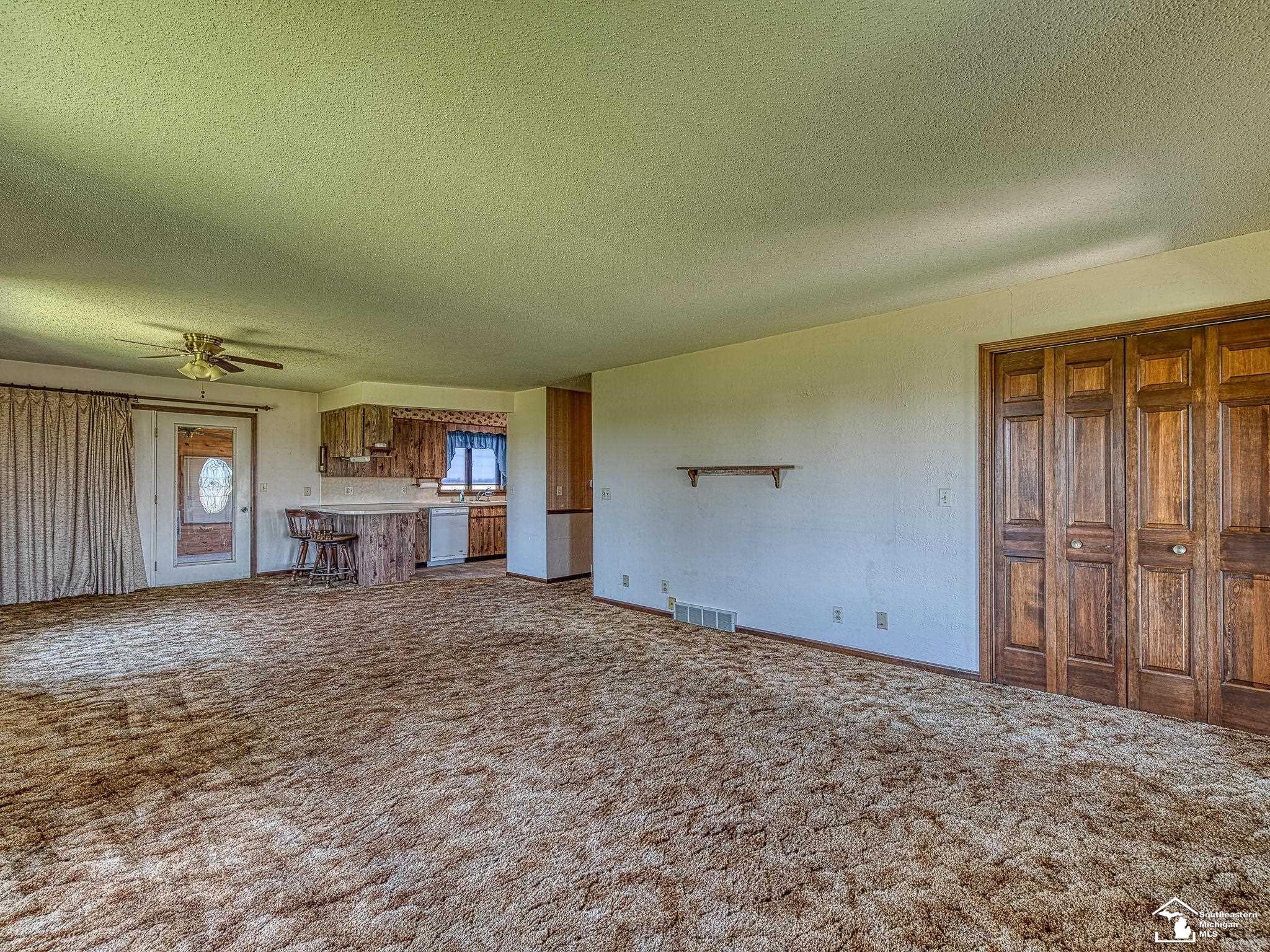 3333 Dennison Road Dundee, MI 48131 - Photo 4 of 38