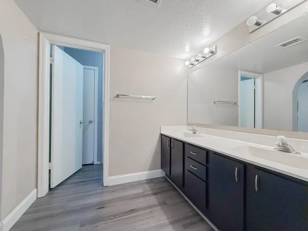 $2,395 | 5678 North 78th Avenue, Glendale, AZ 85303