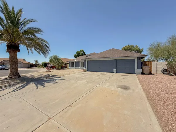 $2,395 | 5678 North 78th Avenue, Glendale, AZ 85303