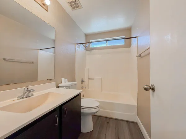 $2,395 | 5678 North 78th Avenue, Glendale, AZ 85303