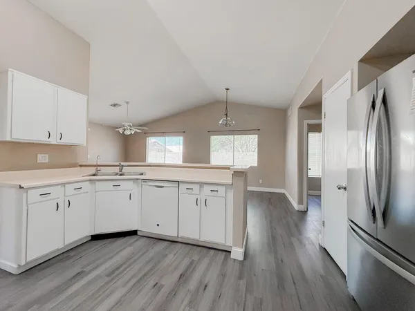 $2,395 | 5678 North 78th Avenue, Glendale, AZ 85303