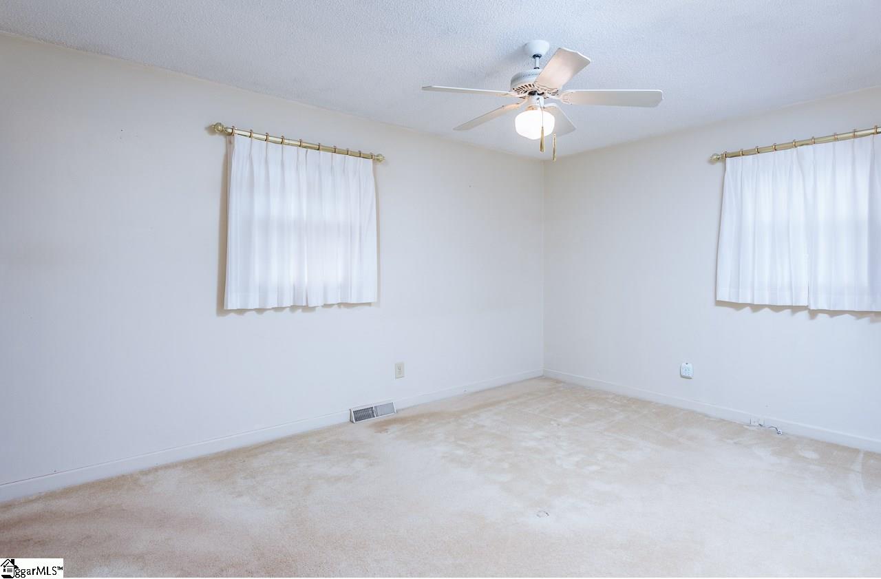 2083 Gap Creek Road Greer, SC 29651 - Photo 12 of 16 Gallery Image 12